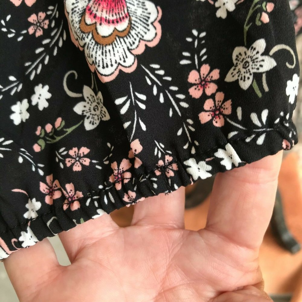 Kaari Blue Hi Low Floral Blouse Top Medium Everyday Essentials 3/4 Sleev… - Picture 9 of 12